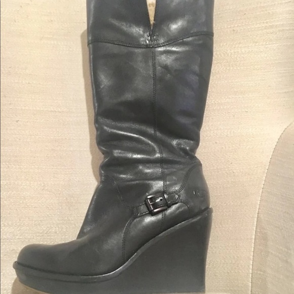 UGG Leather Winter Boots - Picture 2 of 5